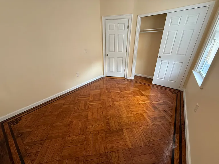198 Danforth Ave #2E — Photo 14
