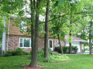 1119 Betty Dr, Lake Zurich, IL 60047