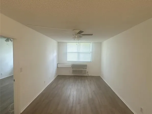 2401 Riverside Drive #514B, Coral Springs, FL 33065