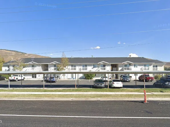595 S Main St APT 18, Kamas, UT 84036