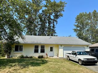 8396 Grouse Crescent Dr, Blaine, WA 98230