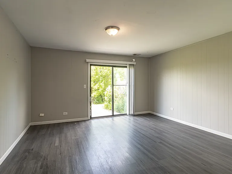 4239 Continental Dr — Photo 12