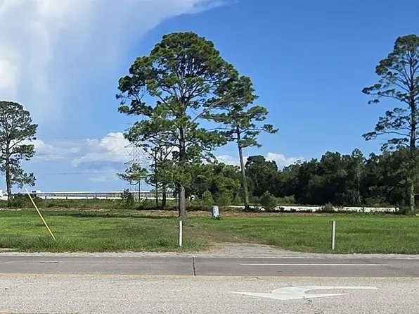 6822 N Highway 146, Baytown, TX 77523