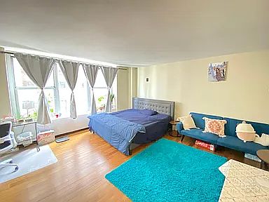 2nd image of 777 N Michigan Ave APT 2402