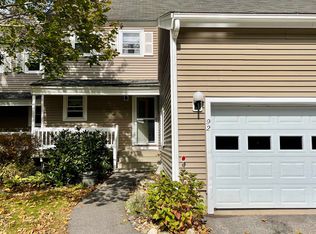 92 Winterwood Dr, Londonderry, NH 03053