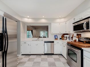 6923 Elise Ct, Indianapolis, IN 46220