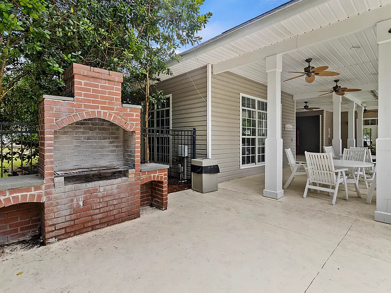 Common area patio and lounge space