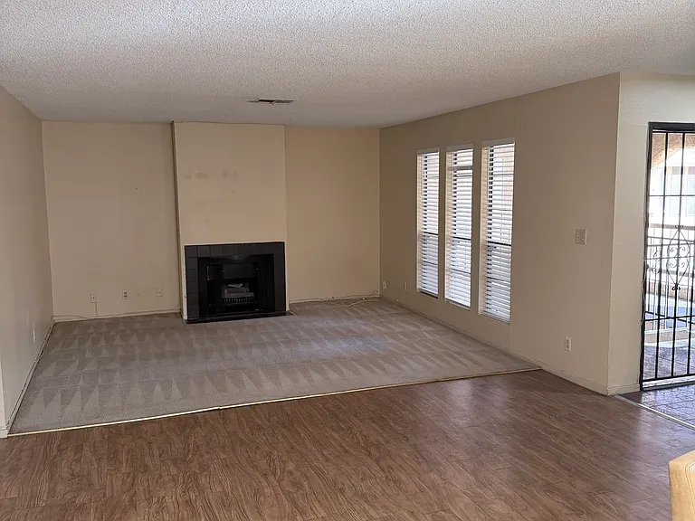4640 Koval Ln #51D — Photo 8
