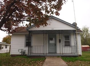 405 Benham Ave, Neosho, MO 64850