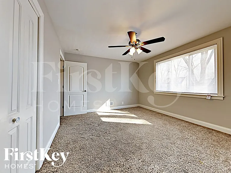 1546 Highridge Pkwy — Photo 8