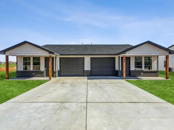 182 N Indian Lakes Dr, Clearwater, KS 67026