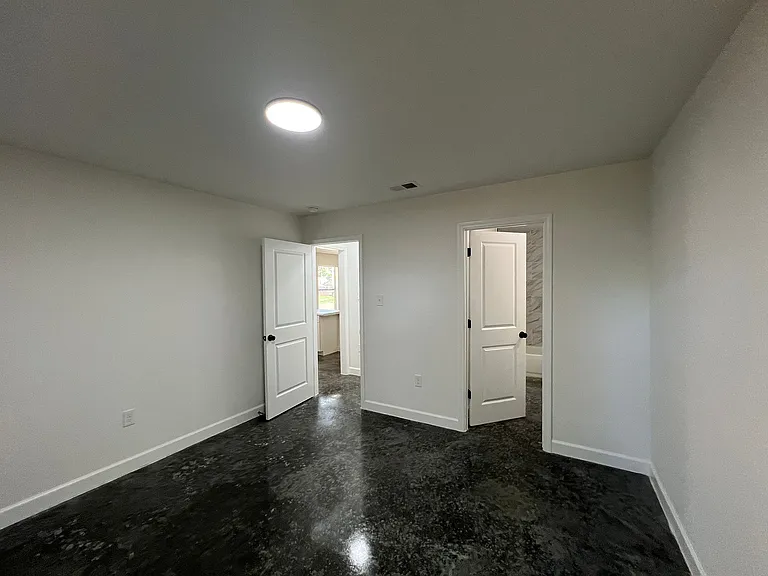 730 Hazelwood Rd — Photo 10