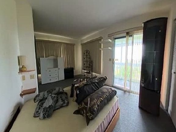 5th image of 579A Kaanini St