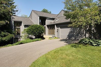 1st image of 2347 Bobwhite Ct SE