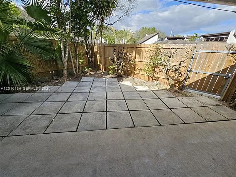 7749 SW 100th St #33 — Photo 13