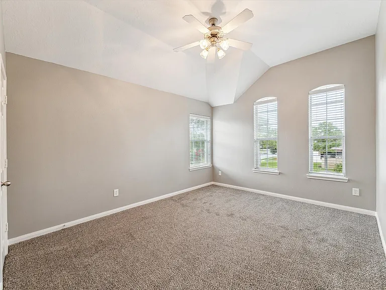 3122 Schumann Oaks Dr — Photo 27