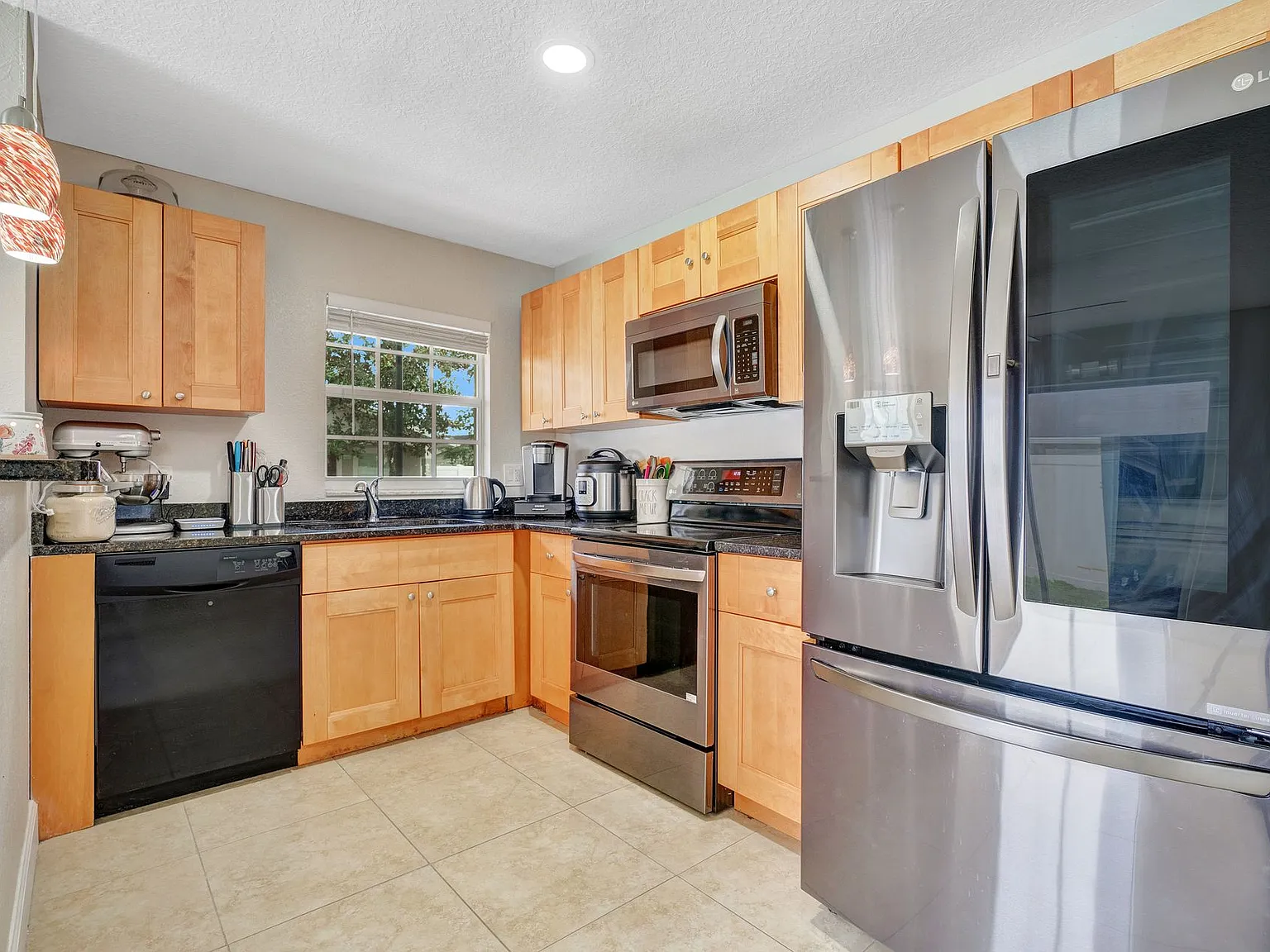 Magnolia Villas | Private 2 Bedroom Apartments in Orlando, FL — Photo 3