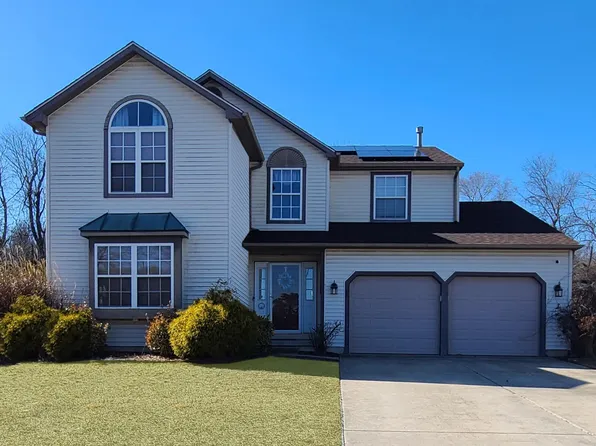 42 Randolph Ln, Sicklerville, NJ 08081