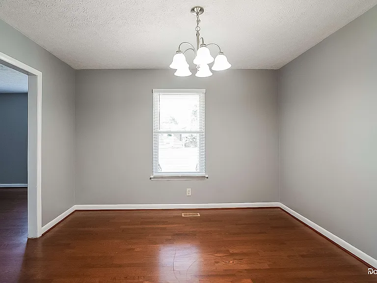 617 Blake Moore Dr — Photo 8