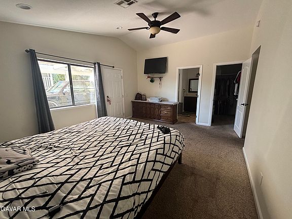 5th image of 37063 Waterman Ave
