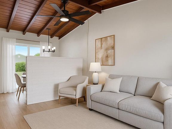 2nd image of 529 SW 22nd Avenue