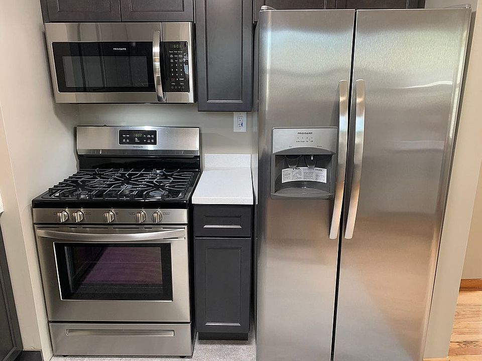 1st image of 931 Myrtle Ave