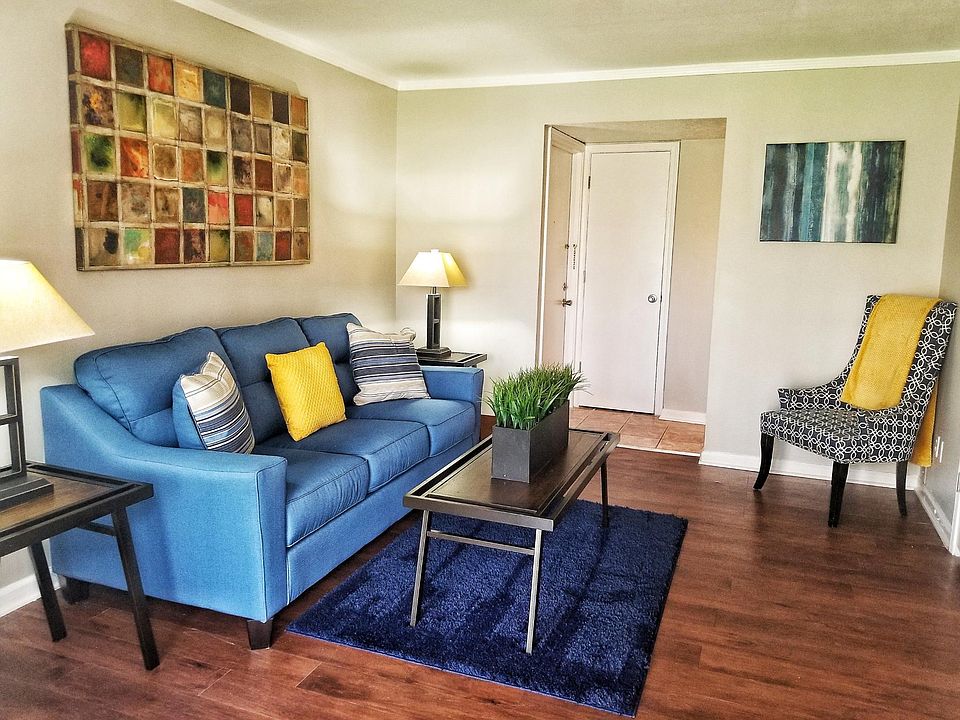 Spacious Living Area