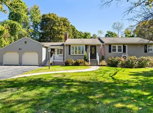 6 Belmont Dr, Sterling, MA 01564