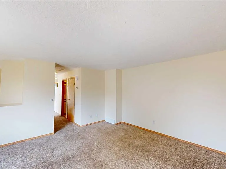 9318 106th Ave #B — Photo 10