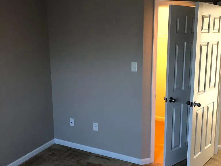 129 Cambridge Ln — Photo 11