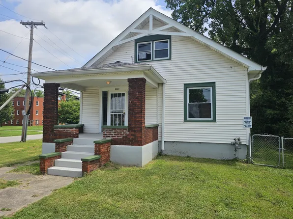 2009 Dixie Hwy, Louisville, KY 40210