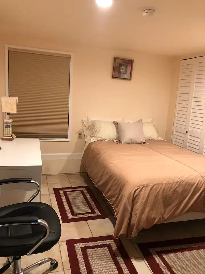 1 bed, 1800 sqft, $1,800 — Photo 2