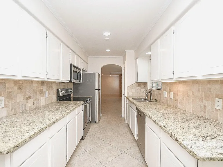 13240 Trail Hollow Dr #3240 — Photo 20