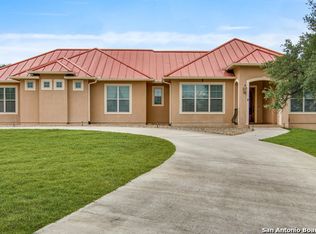 2221 Sierra Madre, Canyon Lake, TX 78133