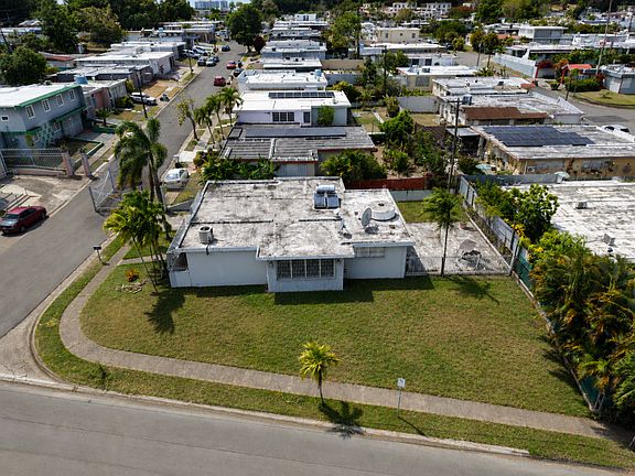 4th image of 929 Calle Lirio Lote B 34 Urb Round Hls