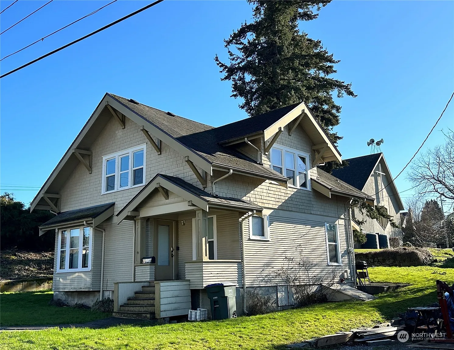 1708 Harris Avenue photo 1