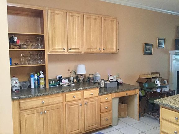 5th image of 1113 Lionsgate Ln