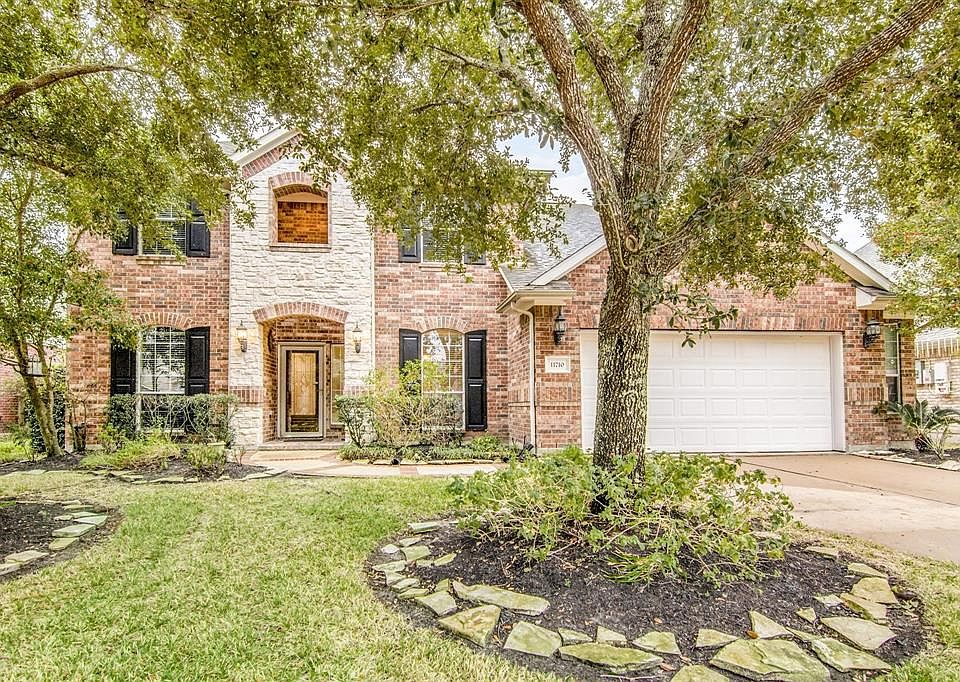 1st image of 11710 Summer Springs Dr