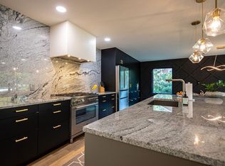 534 Lansdowne Rd, Charlotte, NC 28270