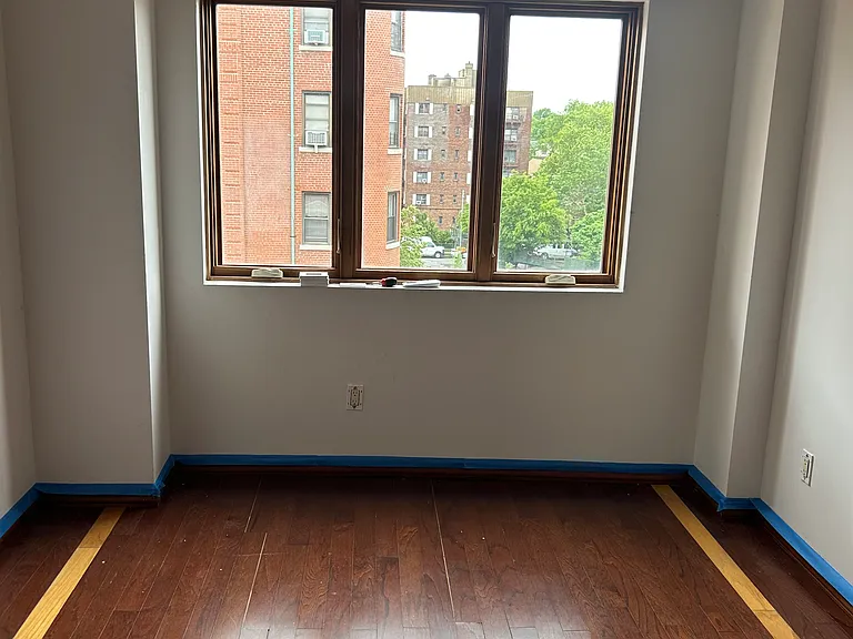 1495 E 28th St #6B — Photo 4