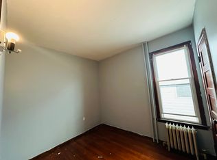 9 Lincoln Ave, Albany, NY 12206