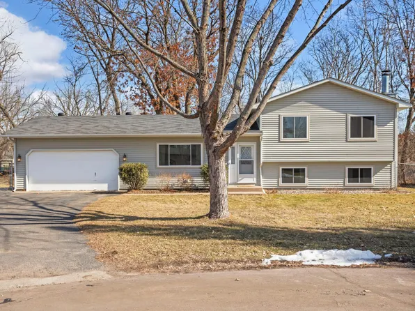 5442 Normandy Ct, White Bear Township, MN 55110