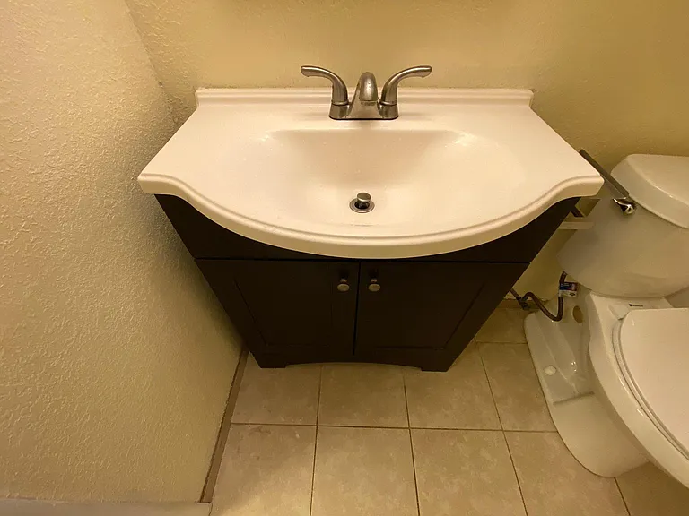 908 Lake Destiny Rd #E — Photo 10