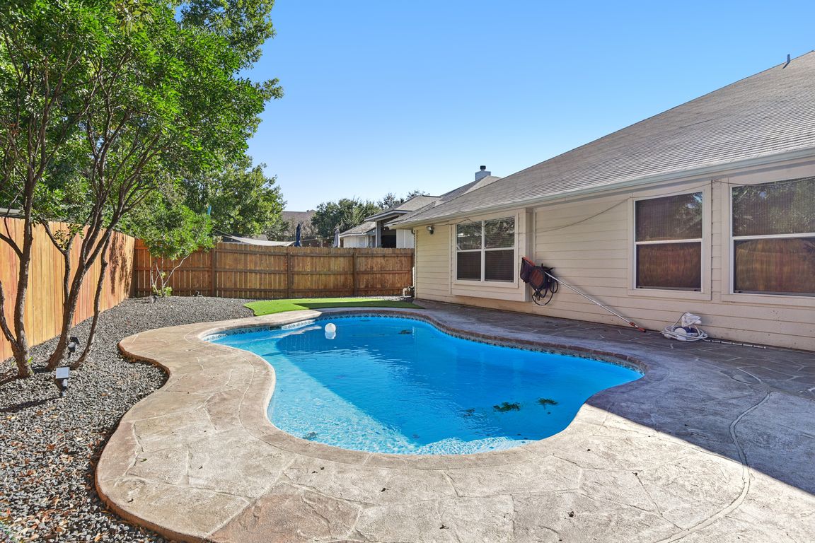 Storm Mountain Rd-S1411-046.jpg