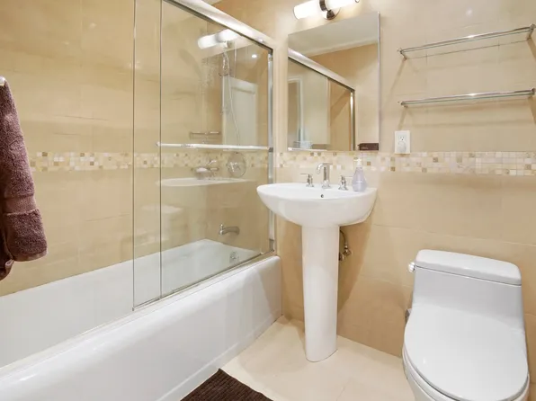 80 Park Avenue image 8 of 11