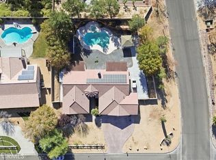 15358 Lookout Rd, Apple Valley, CA 92307