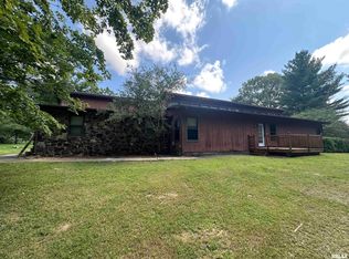 89 Dogwood Ln, Murphysboro, IL 62966
