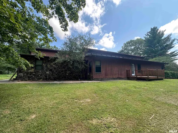 89 Dogwood Ln, Murphysboro, IL 62966
