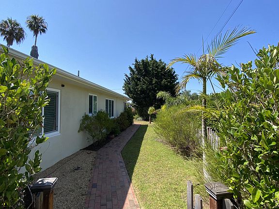 4th image of 102 Toyon Dr