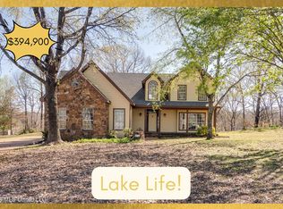 440 Blue Lake Dr, Lake Cormorant, MS 38641